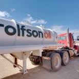 With the best drivers and mechanics in the business, Rolfson is always ready to deliver. 